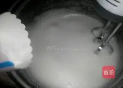 Cocoa Chiffon Cake Recipe Illustration 9