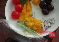 Cream Fruit Cake Illustration of how to do it 9