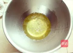 Illustration of how to make chiffon cake (eight inches) 6