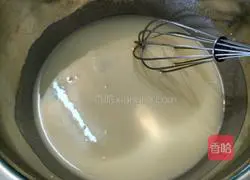  Illustration of walnut and black sesame biscuits 3