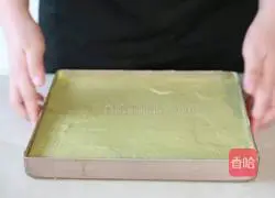 Matcha Honey Bean Cake Roll Recipe Illustration 7