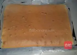 Illustration of how to make sponge raisin layer cake pieces 9