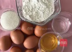 Ten-inch Illustration of how to make chiffon cake 1