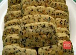  Illustration of walnut and black sesame biscuits 11