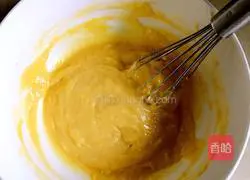 Illustration of how to make raisin cake rolls 7