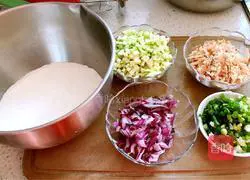 Illustration of how to make squid square cake 1