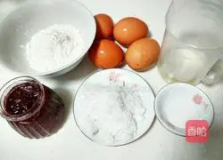 Strawberry Illustration of how to make sauce cake rolls 1