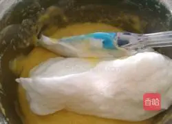 Illustration of how to make chiffon cake 6