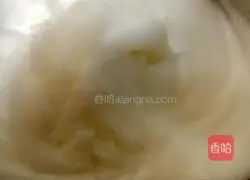 Illustration of how to make matcha cake roll 8