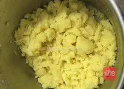 Illustration of how to make puffs 4