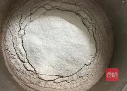 Cocoa chiffon cake (eight-inch) recipe illustration 5