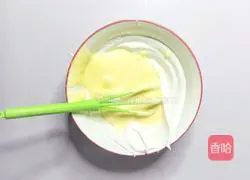 Strawberry Cream Cake Recipe Illustration 10