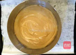 Illustration of how to make seven-inch cocoa chiffon cake 6