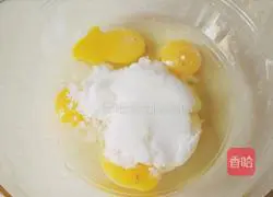 Red Velvet Sponge Cake Cup Recipe Illustration 2