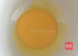 Red Velvet Striped Cake Roll Recipe Illustration 3