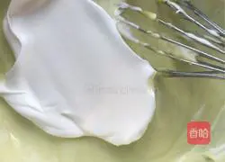 Spinach Juice Cake Roll Recipe Illustration 5