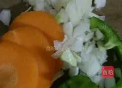 Onion Ring Egg Pancake Recipe Illustration 2