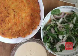 Illustration of how to make carrot and potato pancakes 5