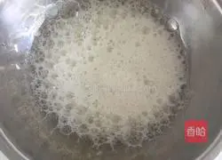 Illustration of how to make polka dot cake rolls 8