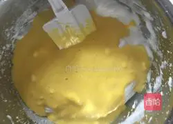 Illustration of how to make 8-inch native egg yogurt chiffon cake 14