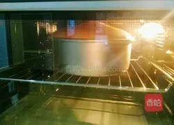 Illustration of how to make eight-inch chiffon cake 11