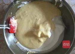 Illustration of how to make chiffon cake 12