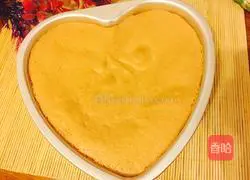 Illustration of how to make six-inch chiffon cake 16