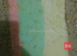 Illustration of how to make colorful cake rolls 14