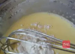 Illustration of how to make chiffon cupcakes 5