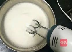 Strawberry Cake Roll Recipe Illustration 5