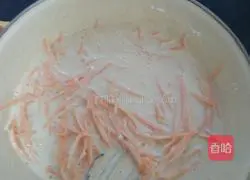 Illustration of how to make carrot and egg pancake 2