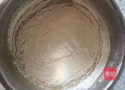 Illustration of how to make chiffon cake 4