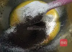 Cocoa Chiffon Cake (5-inch) Recipe Illustration 5