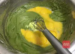 Matcha Red Bean Cake Roll Recipe Illustration 6