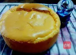 Illustration of how to make chiffon cake 8