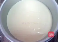 Illustration of how to make chiffon cake 19