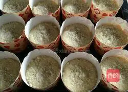 Illustration of how to make crispy egg sponge cake 9