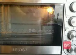 Pumpkin Honey Cake Roll Recipe Illustration 19