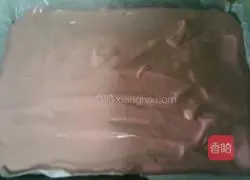 Red Velvet Cake Roll Recipe Illustration 10