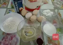 Red Velvet Cake Roll Recipe Illustration 3