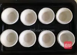 Illustration of how to make fruit tarts 1