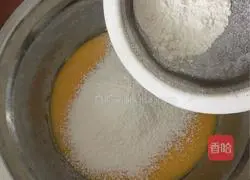 Six-inch chiffon cake Illustration of how to do it 4