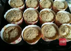 Illustration of how to make crispy egg sponge cake 10