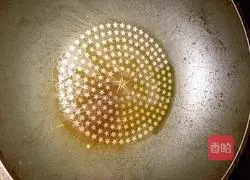 Illustration of how to make potato egg pancake 10