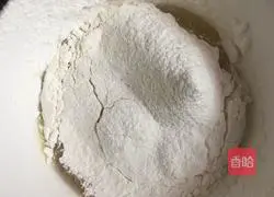 Illustration of how to make fancy cake rolls 8