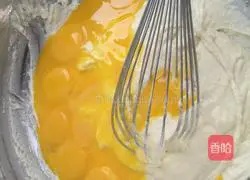 Vanilla Cake Roll Recipe Illustration 5