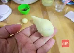 Illustration of how to make cartoon baked fruits 16
