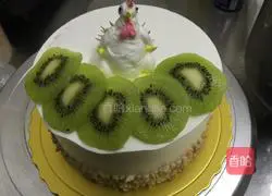 Illustration of how to make butter-decorated cake 8