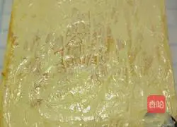 Illustration of how to make meat floss cake rolls 16