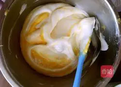 Jujube paste Illustration of how to make chiffon cake 4